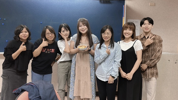 113學年度上學期碩二導生聚圖片