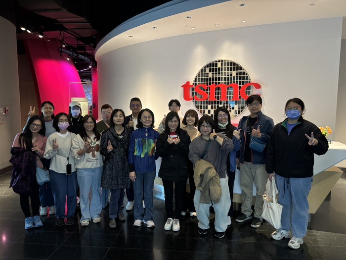 113學年度下學期企業參訪圖片