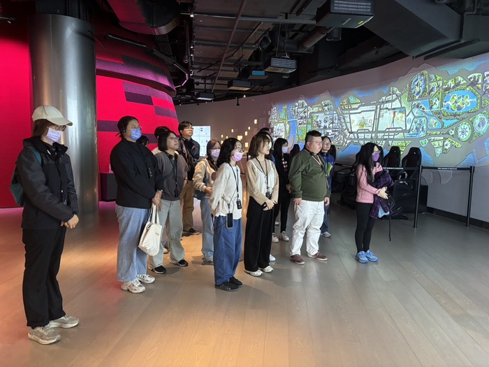 113學年度下學期企業參訪圖片